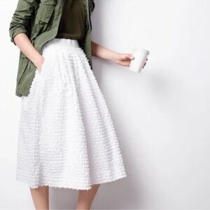 💙 J. Crew Clip Dot Midi Skirt 💙